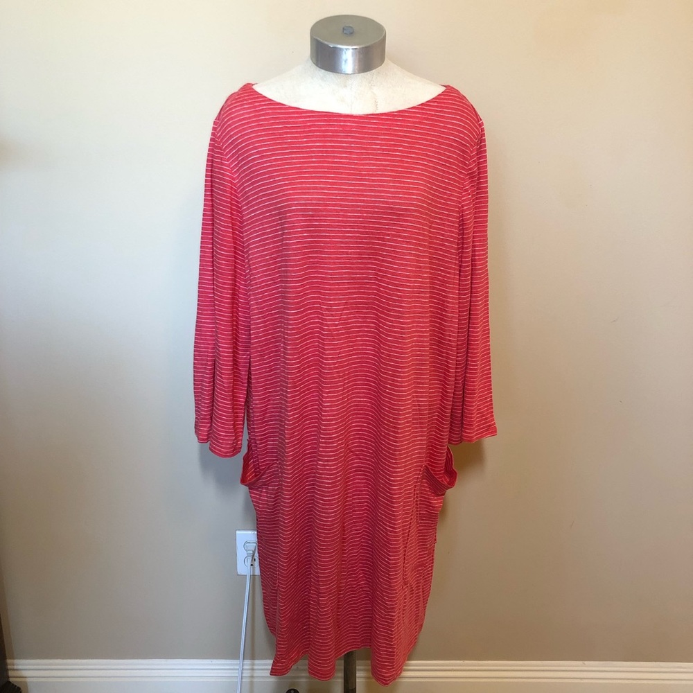 Eileen Fisher woman organic linen striped tee shirt dress with pockets bateau